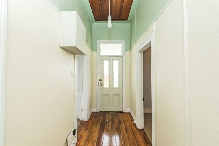 Photo of property in 37 Gibson Street, Aramoho, Whanganui, 4500