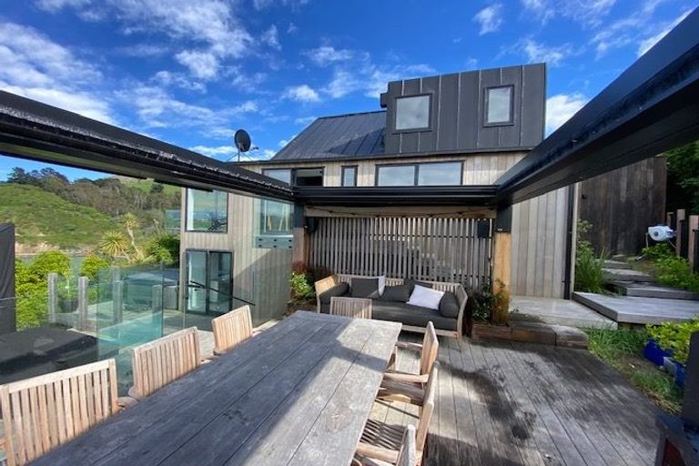 Photo of property in 19 Cass Bay Place, Cass Bay, Lyttelton, 8082