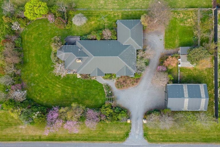 Photo of property in 10 Victoria Street, Waimate, 7924