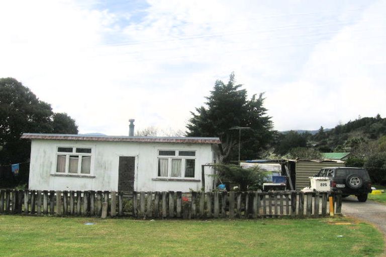 Photo of property in 225 Edward Street, Coromandel, 3506