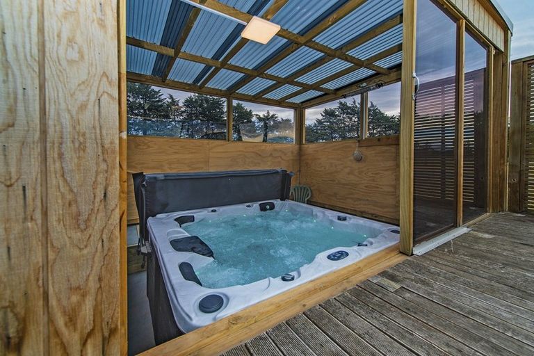 Photo of property in 84 Derretts Road, Hororata, Darfield, 7572