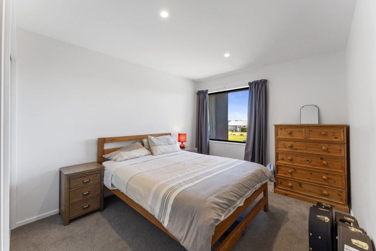 Photo of property in 83 Faringdon Boulevard, Rolleston, 7615