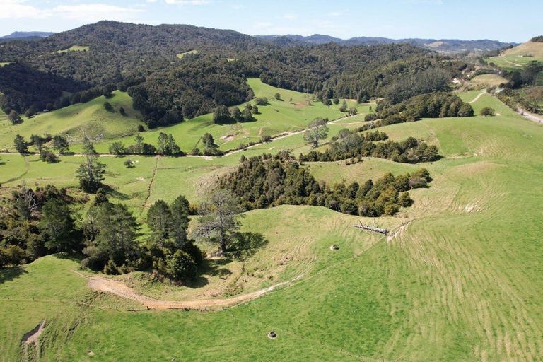 Photo of property in Pigs Head Road, Whakapara, Hikurangi, 0184