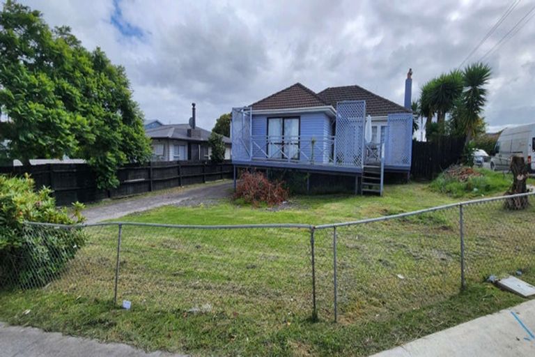 Photo of property in 273 Puhinui Road, Papatoetoe, Auckland, 2025