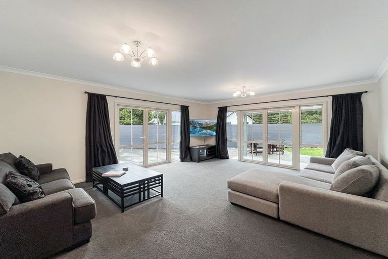 Photo of property in 35 Irishman Drive, Twizel, 7901