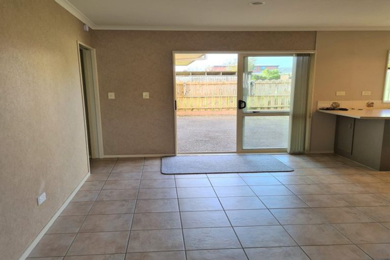 Photo of property in 13 Albert Street, Pukekohe, 2120