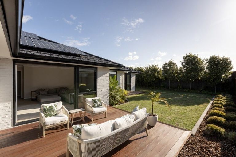 Photo of property in 112 Coast Boulevard, Papamoa Beach, Papamoa, 3118