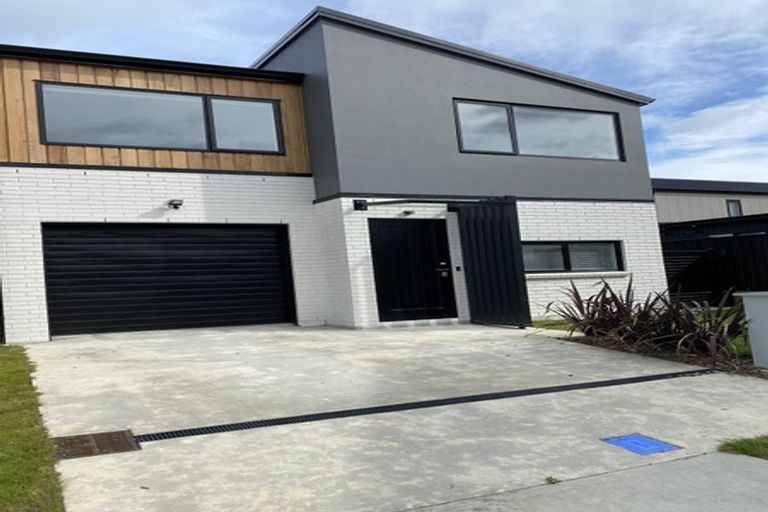 Photo of property in 7 Balmerino Lane, Wallaceville, Upper Hutt, 5018