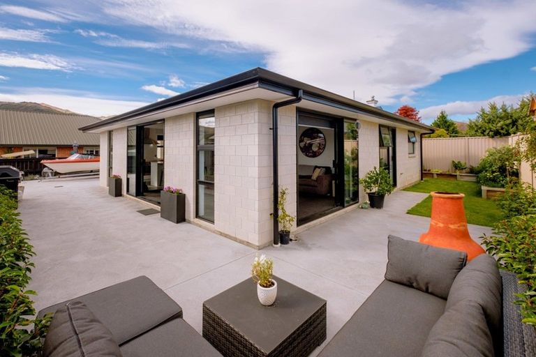 Photo of property in 7b Sunshine Court, Cromwell, 9310