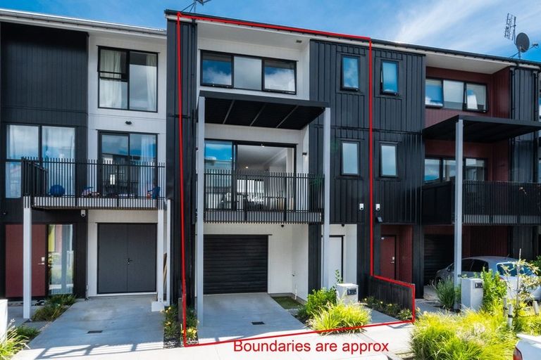 Photo of property in 5 Eyton Kay Road, Hobsonville, Auckland, 0616