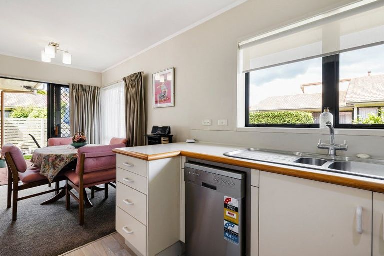 Photo of property in 36 Selby Mews, Flagstaff, Hamilton, 3210