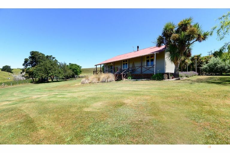 Photo of property in 617 Waihaorunga Back Road, Elephant Hill, Waimate, 7977