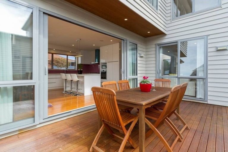 Photo of property in 38a Mark Edward Drive, Half Moon Bay, Auckland, 2012