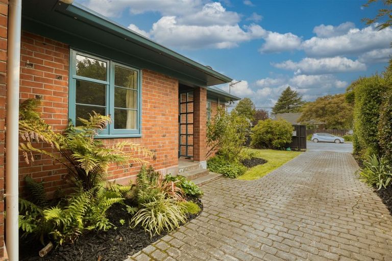 Photo of property in 17 Bounty Street, Bryndwr, Christchurch, 8053