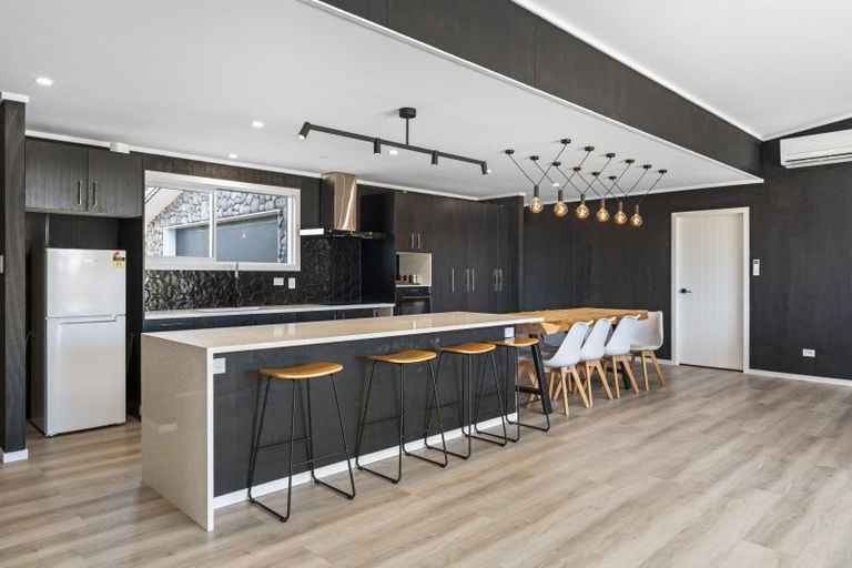 Photo of property in 20 Komahimahi Way, Motuoapa, 3382