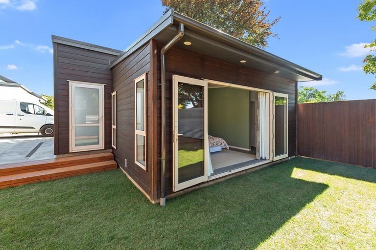 Photo of property in 93 Pembroke Street, Hamilton Lake, Hamilton, 3204