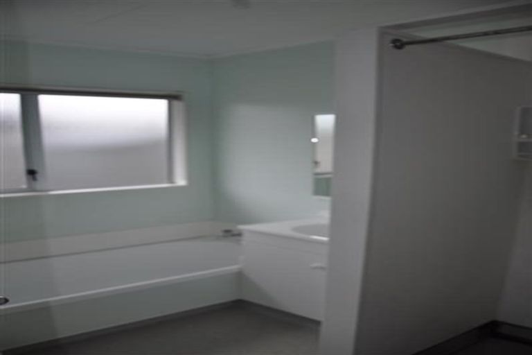 Photo of property in 58a Riversdale Drive, Merrilands, New Plymouth, 4312