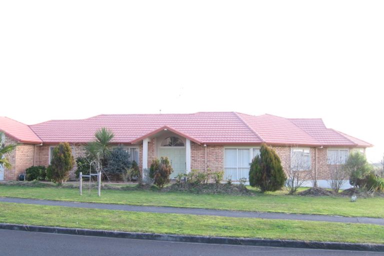 Photo of property in 3 Tironui Terrace, Western Heights, Hamilton, 3200