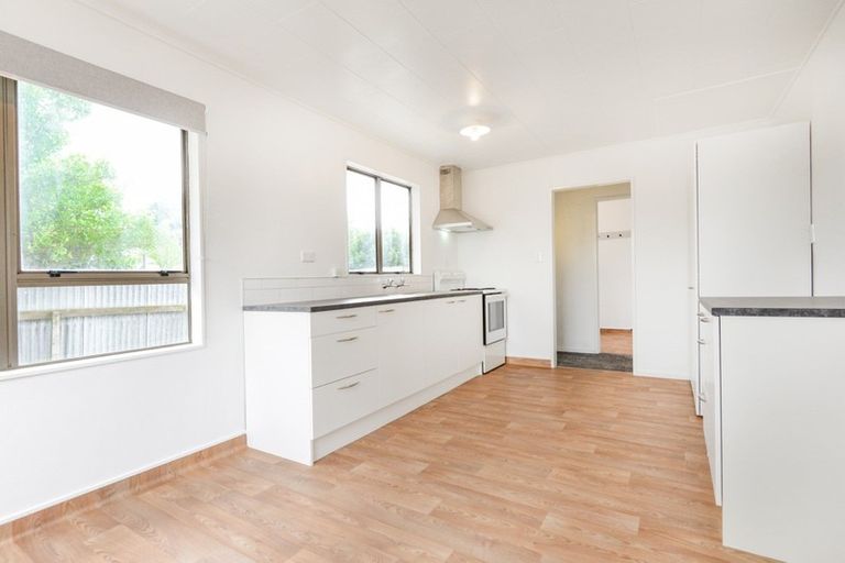 Photo of property in 28 Fleetwood Crescent, Flaxmere, Hastings, 4120