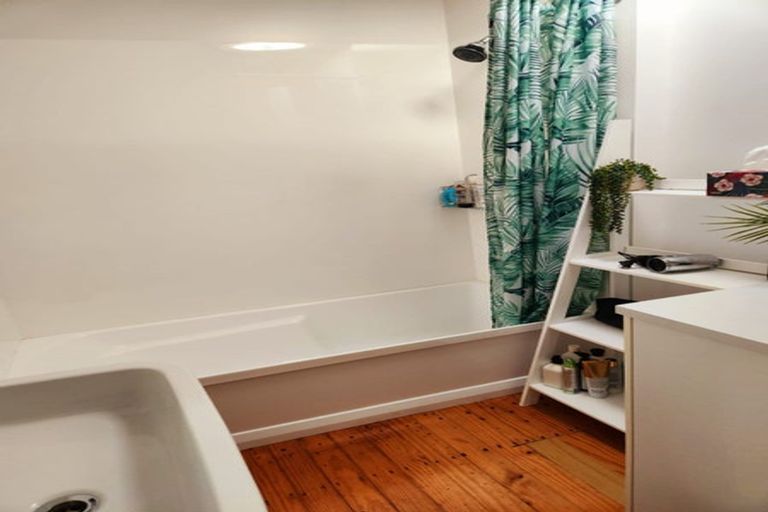 Photo of property in 3/27 Abbott Street, Ngaio, Wellington, 6035