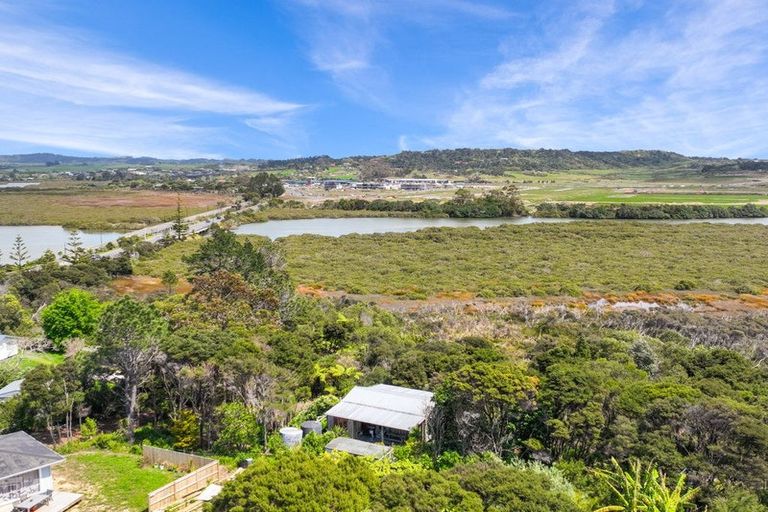 Photo of property in 6 Thelma Road, Mangawhai Heads, Mangawhai, 0505