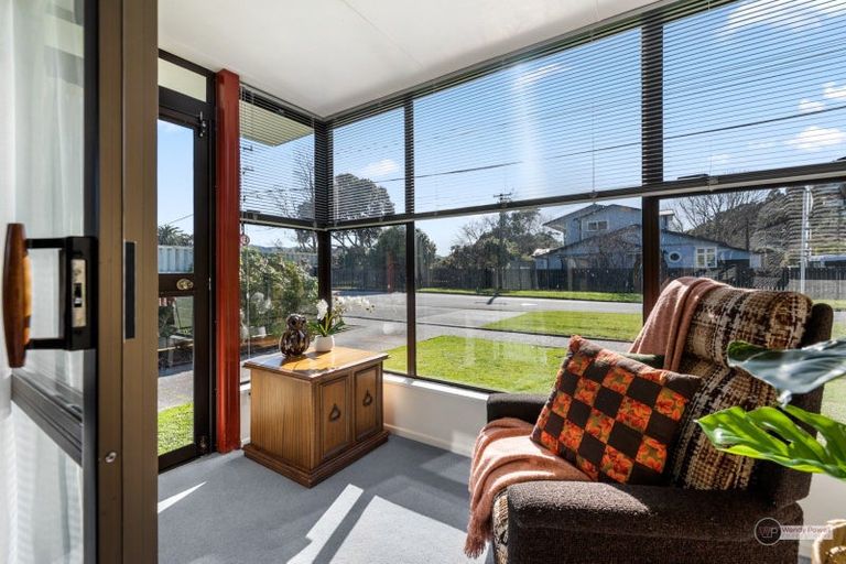 Photo of property in 42 Norton Park Avenue, Fairfield, Lower Hutt, 5011