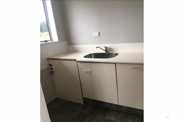 Photo of property in 8-14 Milford Street, Waimate, 7924