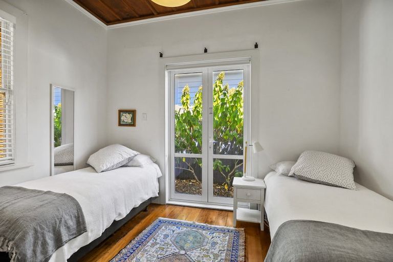 Photo of property in 324 Thames Coast Sh25 Road, Thornton Bay, Thames, 3575