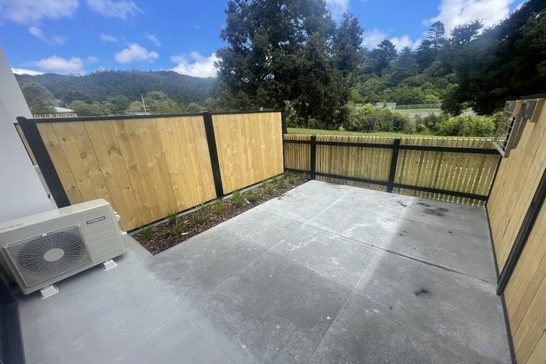 Photo of property in 4/370 Stokes Valley Road, Stokes Valley, Lower Hutt, 5019
