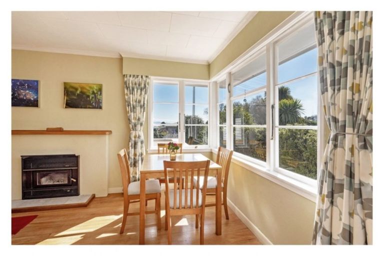 Photo of property in 670 Atawhai Crescent, Atawhai, Nelson, 7010