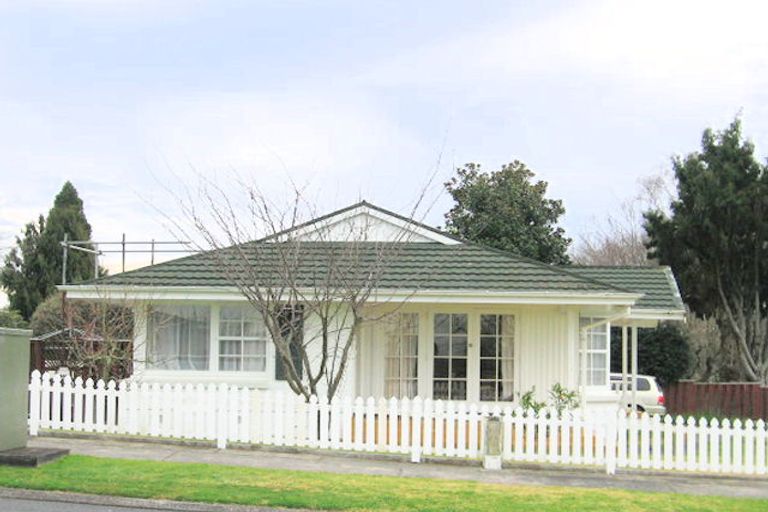 Photo of property in 11 Delamare Road, St Andrews, Hamilton, 3200