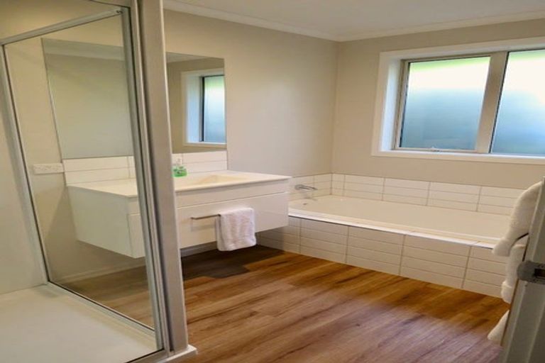 Photo of property in 10 Catherine Road, Mapua, 7005