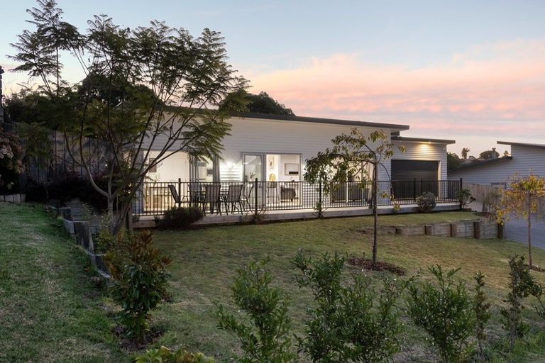 Photo of property in 14 Danny Place, Pyes Pa, Tauranga, 3112