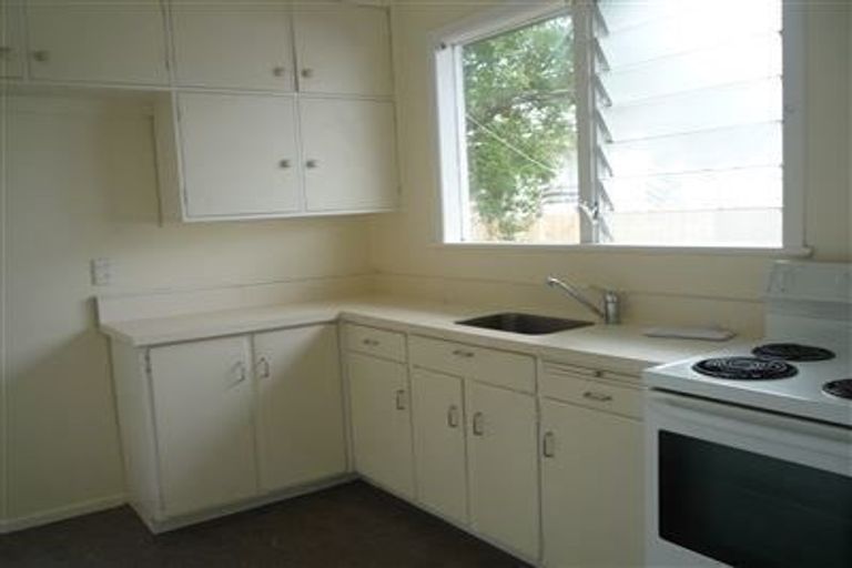 Photo of property in 2 Eden View Road, Sandringham, Auckland, 1025