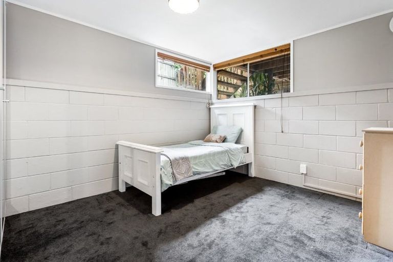 Photo of property in 4 Metcalfe Road, Ranui, Auckland, 0612