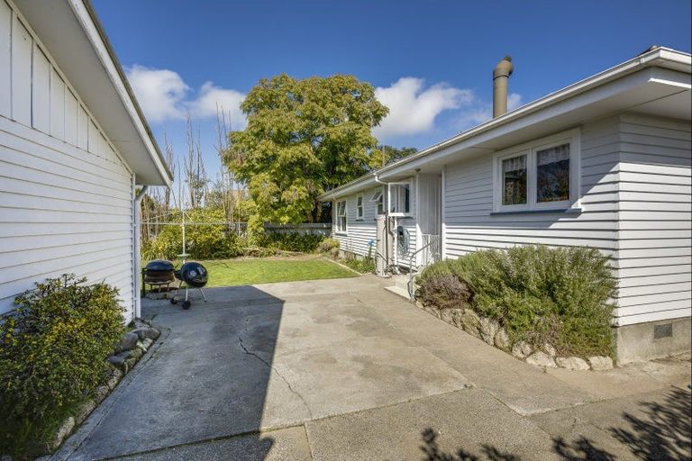 Photo of property in 17 Downing Avenue, Pirimai, Napier, 4112