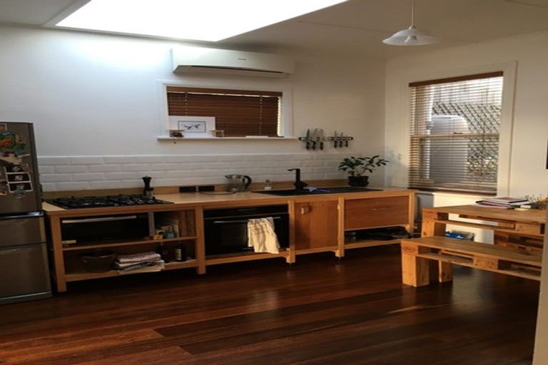 Photo of property in 24 Baden Road, Hataitai, Wellington, 6021