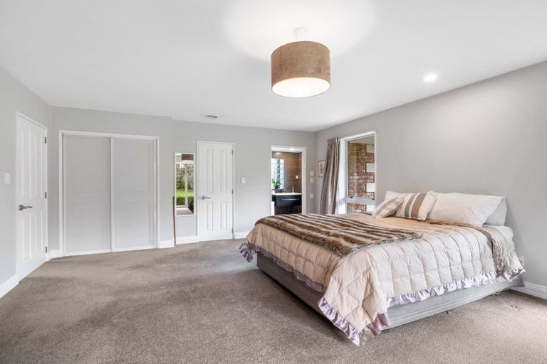 Photo of property in 86 Stanleys Road, Harewood, Christchurch, 8051