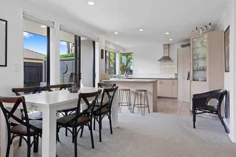 Photo of property in 19 Beachmere Place, Papamoa Beach, Papamoa, 3118