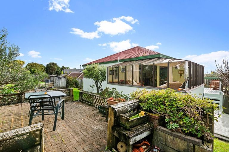 Photo of property in 39 Alec Craig Way, Gulf Harbour, Whangaparaoa, 0930