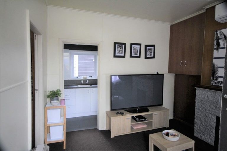 Photo of property in 16 Titan Street, North Dunedin, Dunedin, 9016