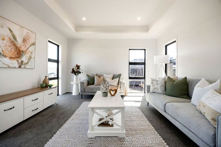 Photo of property in 37 Taahunui Rise, Peacocke, Hamilton, 3206