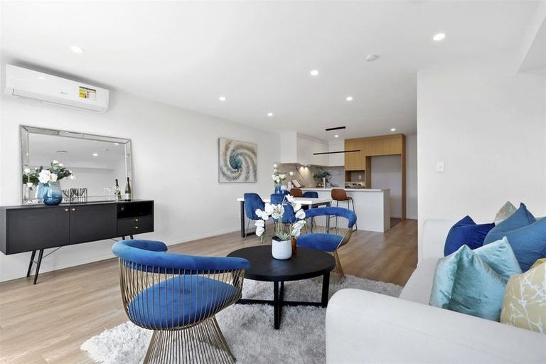 Photo of property in 5/32a Westgate Drive, Massey, Auckland, 0614