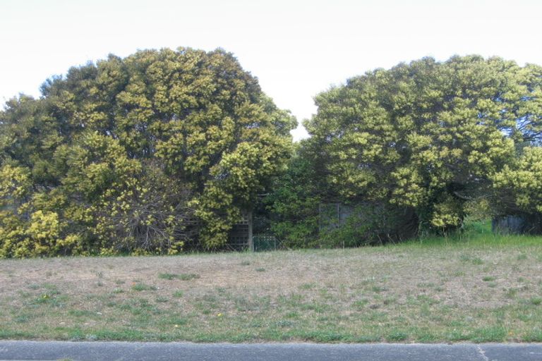 Photo of property in 22 Holiday Crescent, Mangawhai Heads, Mangawhai, 0505