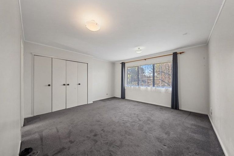 Photo of property in 1 Dalmahoy Place, Wattle Downs, Auckland, 2103