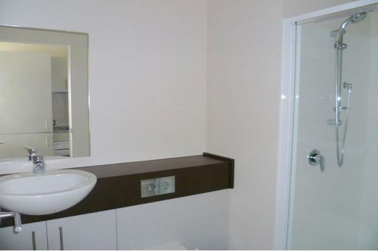 Photo of property in The Peak Apartments, 1102/170 Taranaki Street, Te Aro, Wellington, 6011