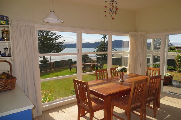 Photo of property in 16 Arawa Street, Raumati Beach, Paraparaumu, 5032