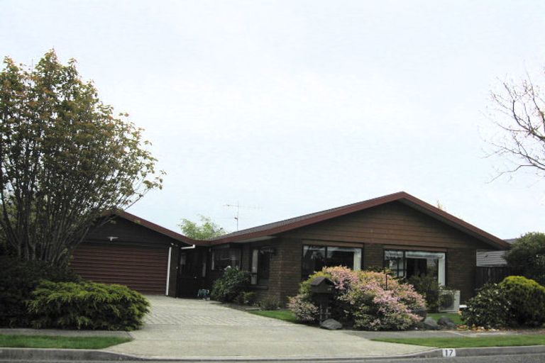Photo of property in 17 Coleridge Place, Stoke, Nelson, 7011
