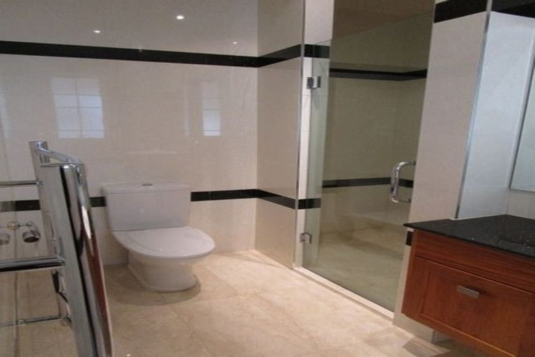 Photo of property in 30 Glandovey Road, Fendalton, Christchurch, 8052