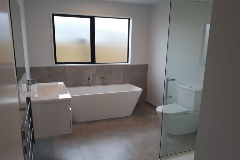 Photo of property in 16 Perendale Street, Belfast, Christchurch, 8051